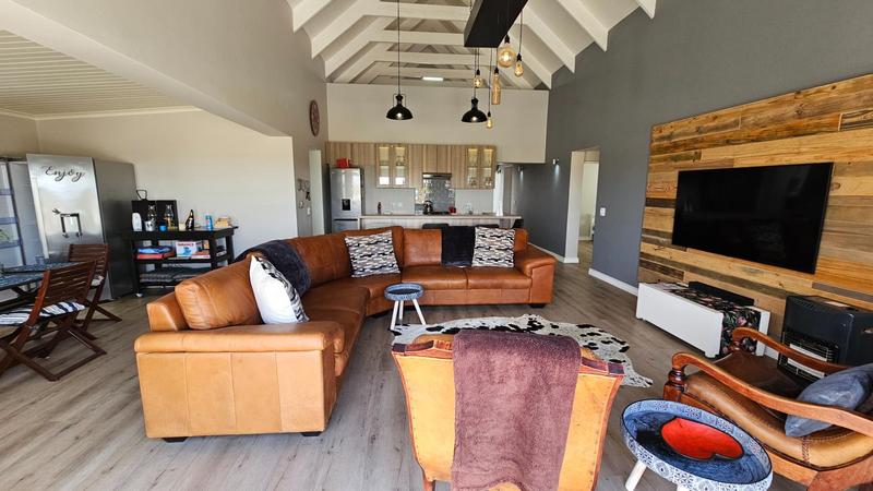 4 Bedroom Property for Sale in Dwarskersbos Western Cape